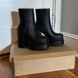 Steve Madden Cobra 🐍 Black Glitter Platform Boots